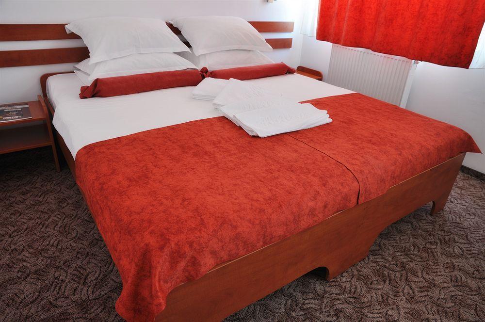 Hotel Alexis Kluž Exteriér fotografie